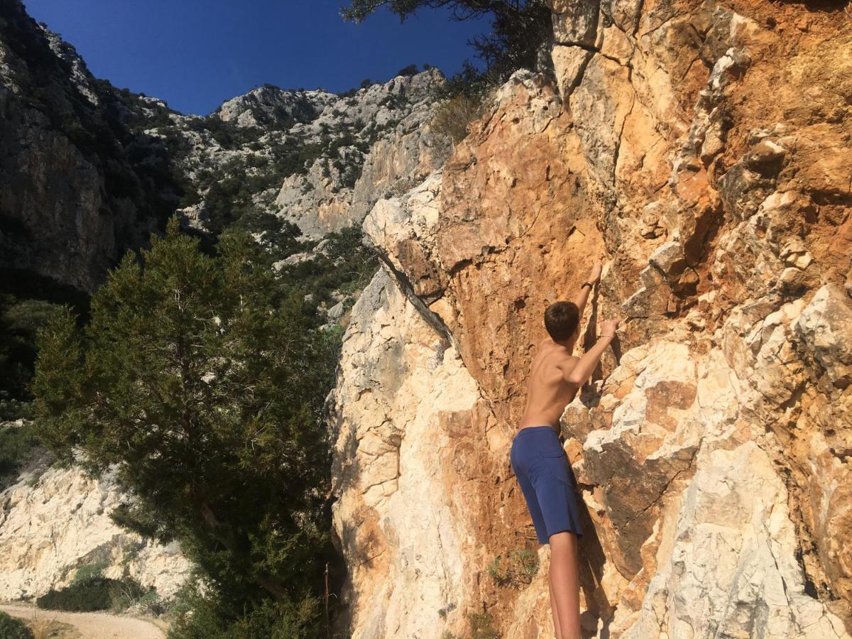 Cav Mameli Dorgali Exterior foto